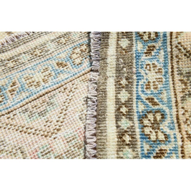 1960s Pale Oushak Turkish Natural Hand Knot Carpet For Sale In Phoenix - Image 6 of 10