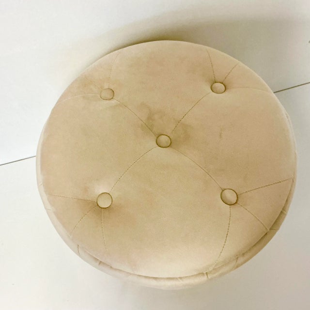 1980s Vintage Chippendale Boho Chic Hollywood Regency Tufted Velvet Stool. For Sale - Image 11 of 11