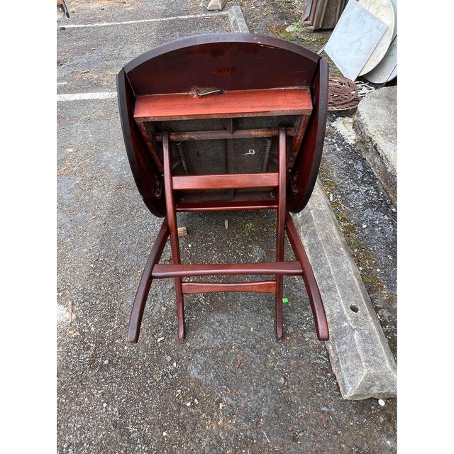 Early 20th Century Antique Regency Style Drop Leaf Leather Top Round Adjustable Coffee Side Table For Sale - Image 9 of 11