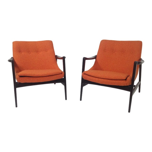 Modern Medellin Mid-Century Style Lounge Chairs - a Pair For Sale