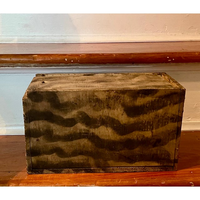 Antique 19th Century American Primitive Folk Art Paint Decorated Wood Candle Box With Smoke Pattern Design For Sale - Image 11 of 18