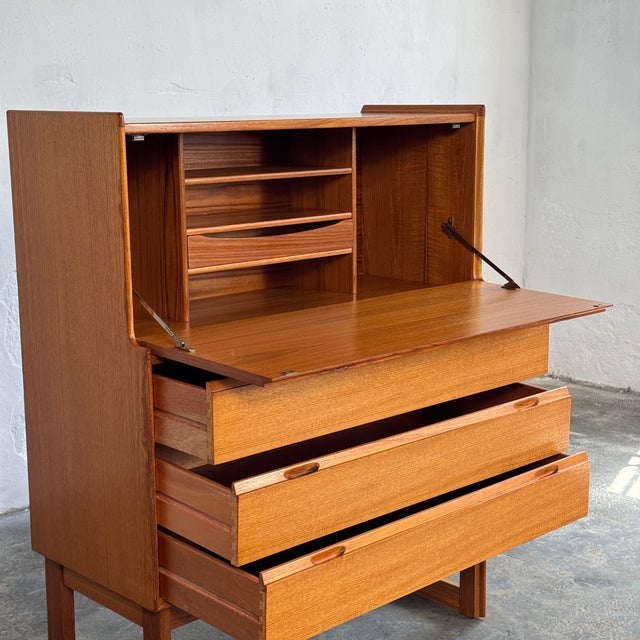 Teak Secretary from Turnidge of London, 1960s For Sale - Image 9 of 14
