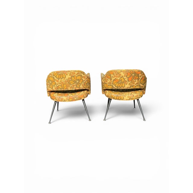 1970s Pair of 1970s Belvedere Products Retro Floral Open-Back Barrel Chairs For Sale - Image 5 of 11
