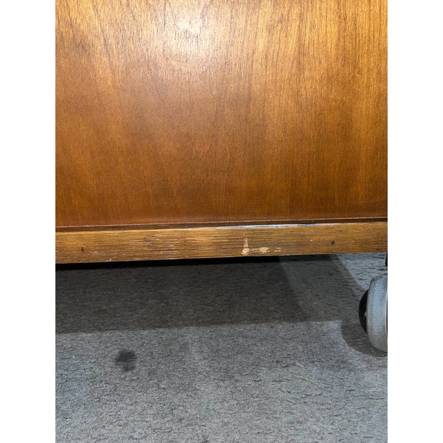 Asian Style Floral Carved Single Drawer Wood Bar Cart For Sale - Image 10 of 12