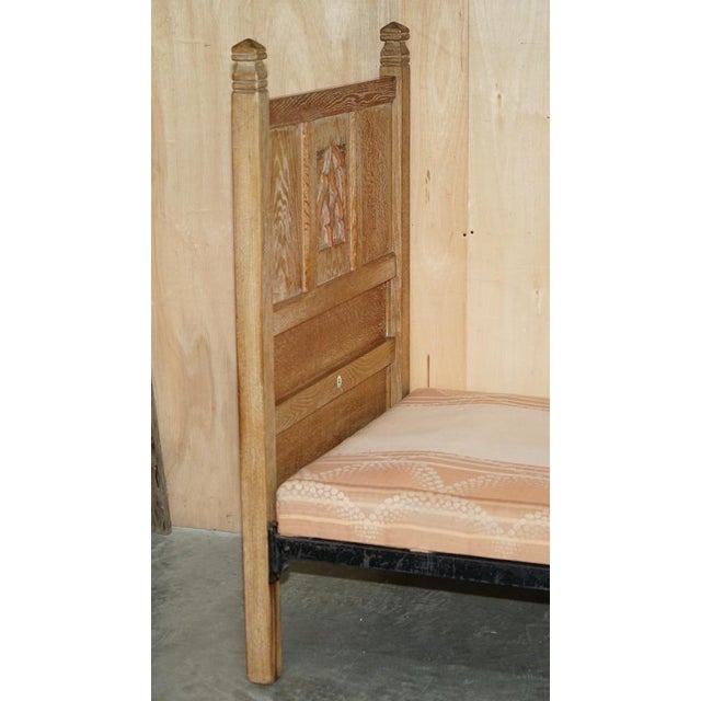 Arts & Crafts Limed Oak Cotswold Single Bed from Tudor Furniture, 1930s For Sale - Image 11 of 18