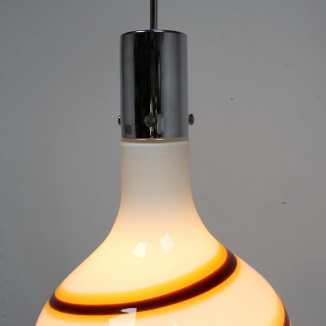 Large Lamp in Murano Crystal, in Very Good conditions. Designed 1970 to 1979 European Plug (up to 250V).The wiring of this...