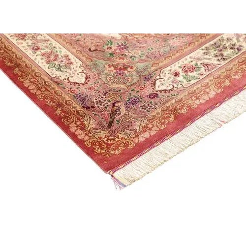 Hand-Knotted Ghom Rug in Fine Silk For Sale - Image 5 of 11