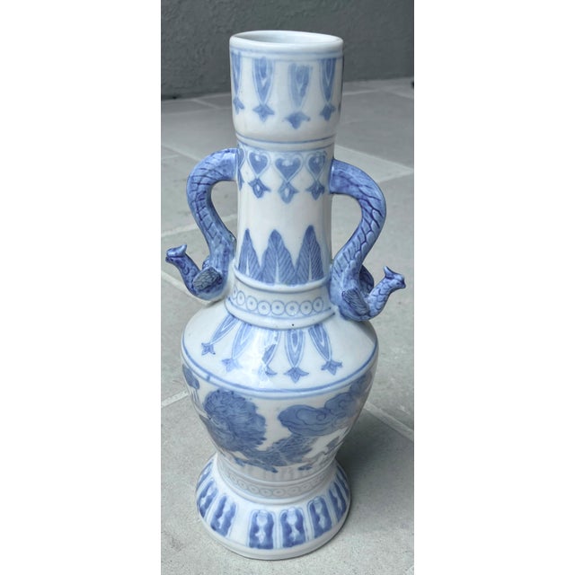 Mid 20th-Century Slender Neck Fengweizun-Style Blue & White Fèng Huáng Handle Dragon Vase For Sale In Austin - Image 6 of 17