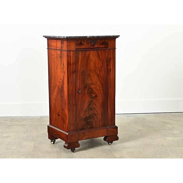 French 19th Century Louis Philippe Mahogany Bedside Table For Sale - Image 9 of 10
