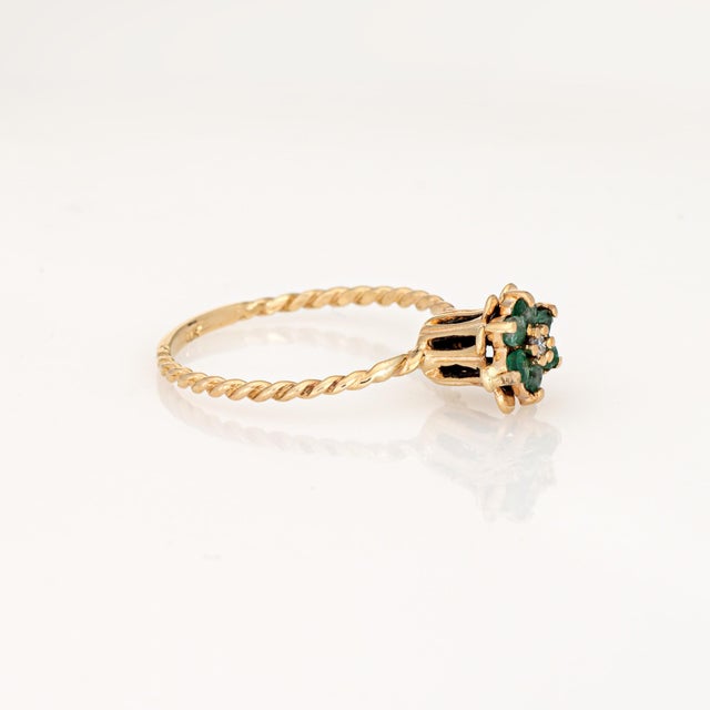 Emerald Diamond Tulip Ring Sz 5.5 Vintage 14k Yellow Gold Stacking Band Jewelry For Sale - Image 4 of 6
