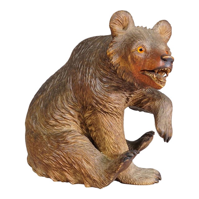 Antique Wooden Sitting Bear Handcarved Ca. 1920s, Brienz For Sale