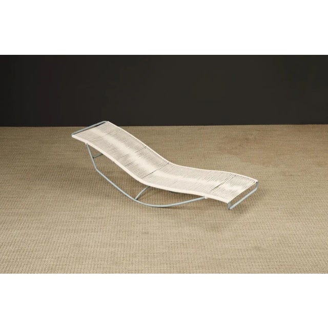 Walter Lamb for Brown Jordan Bronze 'Waikiki' Rocking Chaise Lounge, Circa 1960s For Sale In Los Angeles - Image 6 of 18