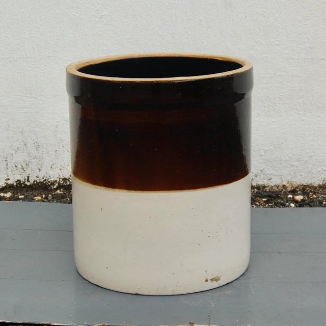 Antique Early 19th Century Stoneware Crock in Brown and Tan For Sale - Image 4 of 8