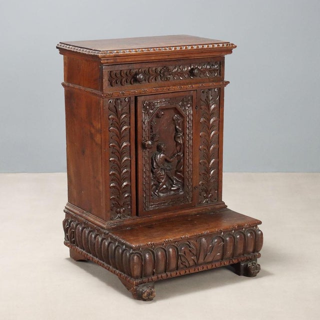 Baroque Praying Desk in Walnut For Sale - Image 13 of 13