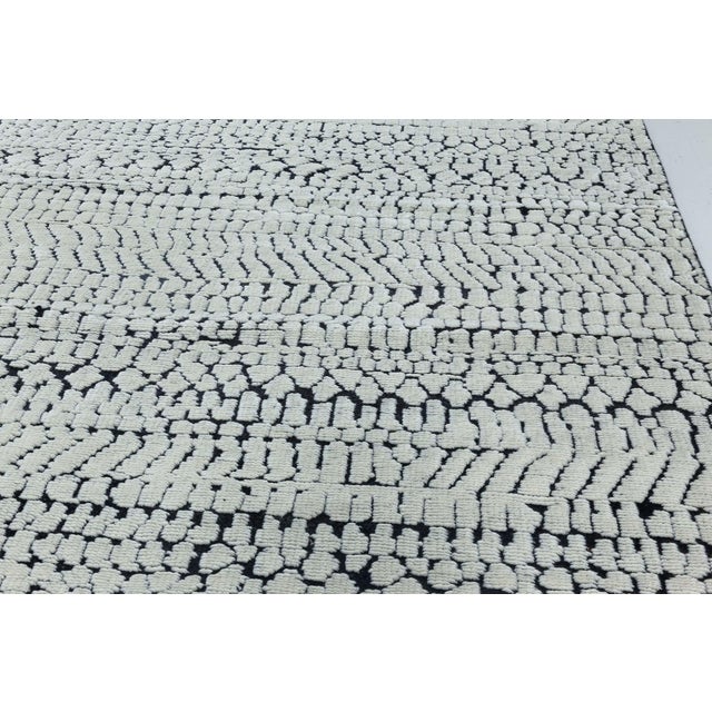 Modern Contemporary 'Society' Black and White Handmade Wool Rug by Doris Leslie Blau For Sale - Image 3 of 7