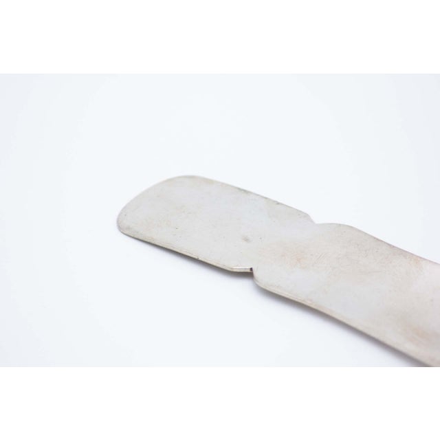 Vintaged Shoehorn in Silver For Sale - Image 3 of 5