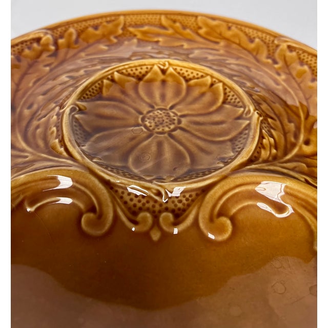 1970s 1970s Gien Gold Glaze Majolica Artichoke Plate For Sale - Image 5 of 13