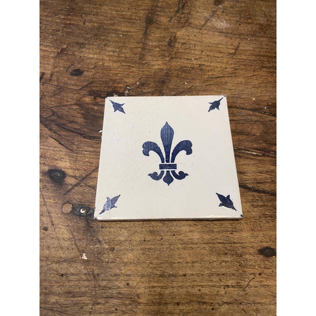 White Vintage French Desvres Fleur-De-Lis Ceramic Tiles, 1960s, Set of 12 For Sale - Image 8 of 9