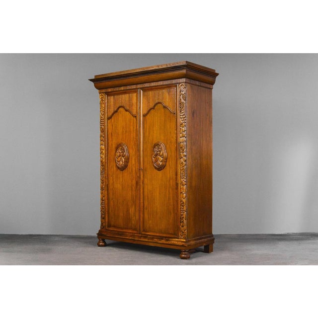 Art Nouveau Wardrobe in Oak For Sale - Image 5 of 18