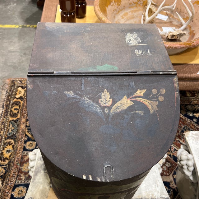 Antique English Extra Large Tole General Store Tea Bin Canister For Sale In New York - Image 6 of 10