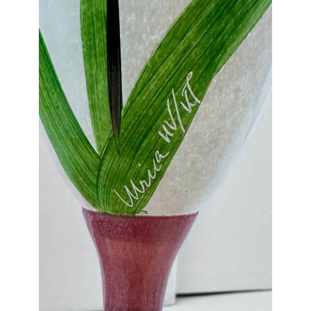 Glass Late 20th Century Kosta Boda “Tulipa” Hand-Painted Art Glass Goblets by Ulrica Hydman-Vallien – Pair For Sale - Image 7 of 18