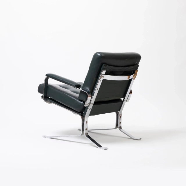 Lounge Chair in Green Leather and Chrome in the style of Olivier Mourgue, 1970s For Sale - Image 4 of 9