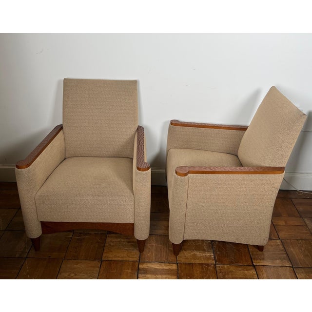 Art Deco 1980s Pair of armchairs in gilded wood and speckled fabric For Sale - Image 3 of 12