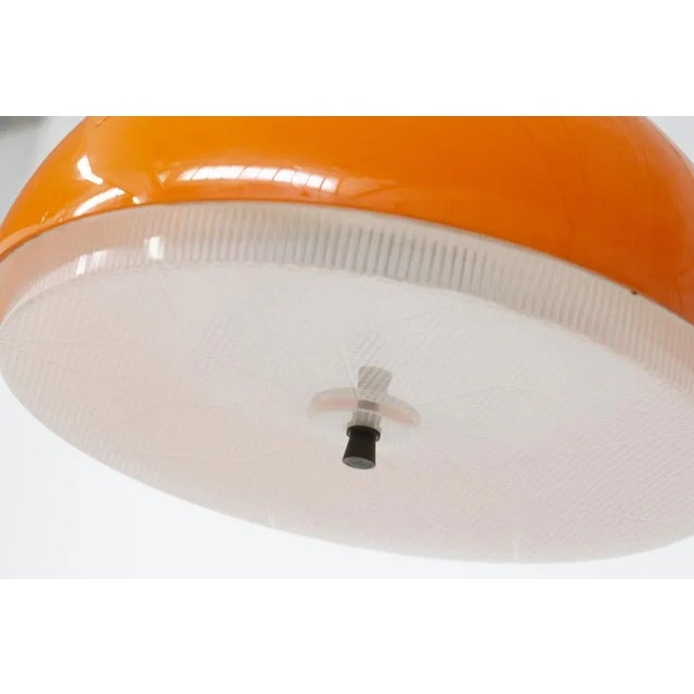 A beautiful space age chandelier produced by Stilnovo in the 1970s, of fine Italian manufacture. The chandelier is very...