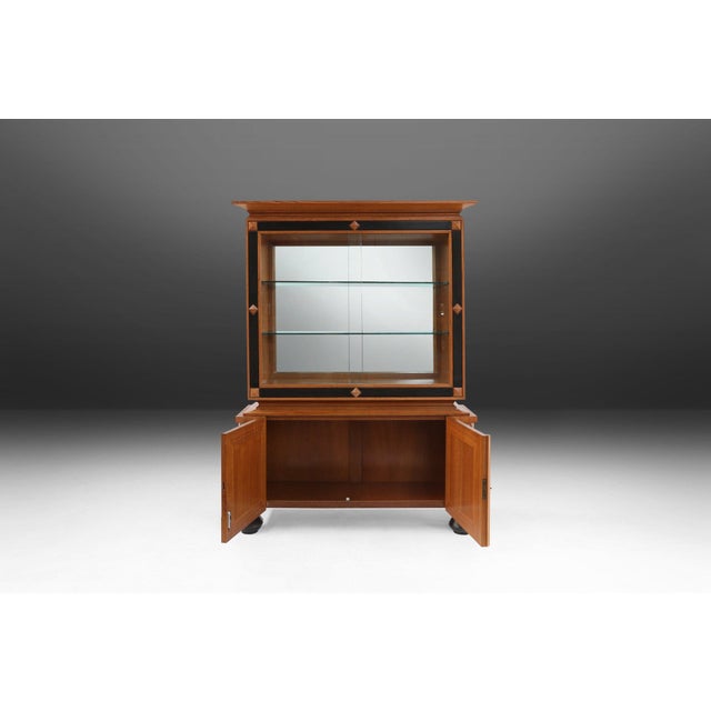 1940s Art Deco Display Cabinet in Oak, Belgium, 1940s For Sale - Image 5 of 10