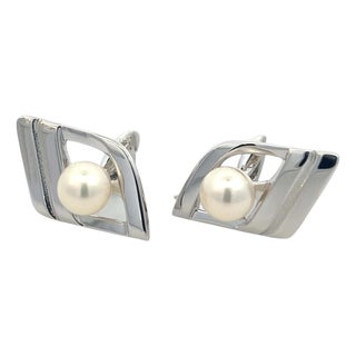 1990s Pair of Mikimoto Estate Akoya Pearl Cufflinks Silver 7.50 mm For Sale