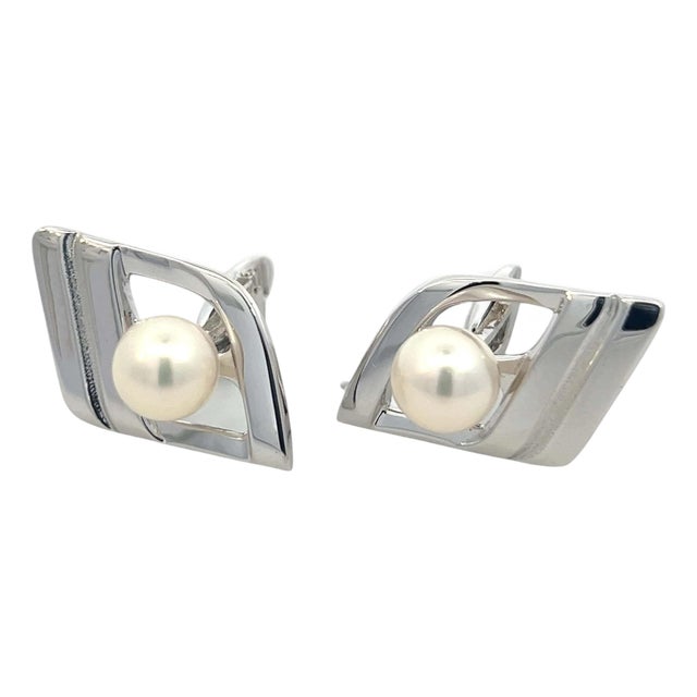 1990s Pair of Mikimoto Estate Akoya Pearl Cufflinks Silver 7.50 mm For Sale