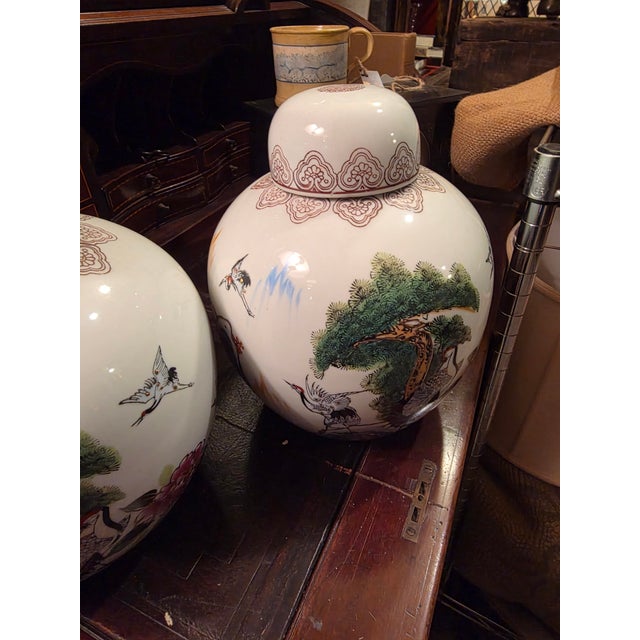 White Pair of Chinese Ginger Jars For Sale - Image 8 of 8