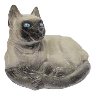 Italian Hand-Glazed Terracotta Siamese Cat Figurine, 9.5", C. 1965–1975 For Sale