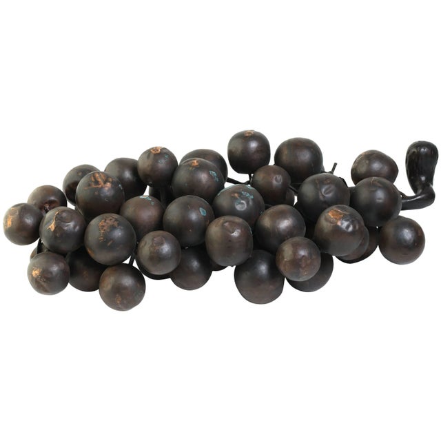 Large Sculpture of Bronze Grape Cluster For Sale In New York - Image 6 of 6