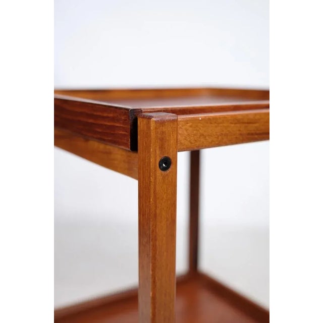 Roll Coffee Tables with Serving Tray in Walnut, 1960s, Set of 2 For Sale - Image 4 of 13