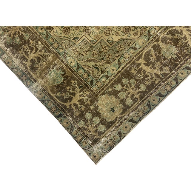 Vintage Hand-Knotted Middle Eastern Rug For Sale - Image 4 of 6