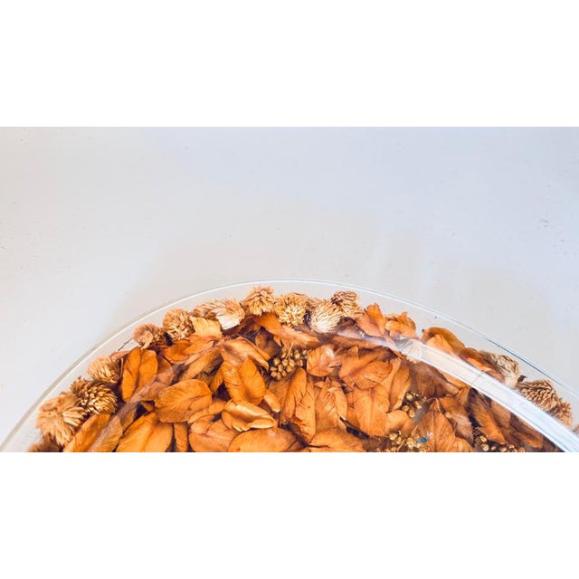 Asian Plastic Oval Tray with Embedded Dried Flowers and Leaves, 1970s For Sale - Image 9 of 12