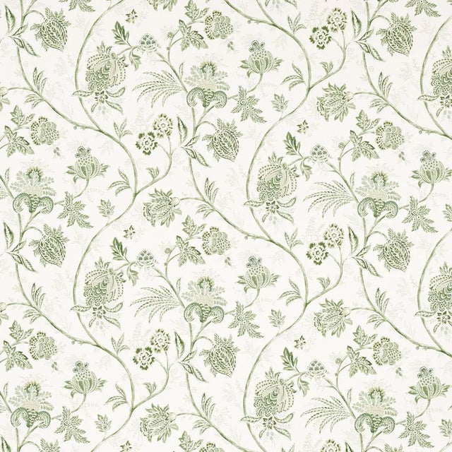 Schumacher x Mark D. Sikes Chinoiserie Vine Wallpaper in Leaf Green For Sale In New York - Image 6 of 6