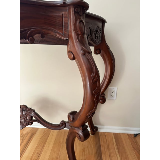 Wood Vintage Solid Mahogany Heavily Carved Side Table Entrance For Sale - Image 7 of 10