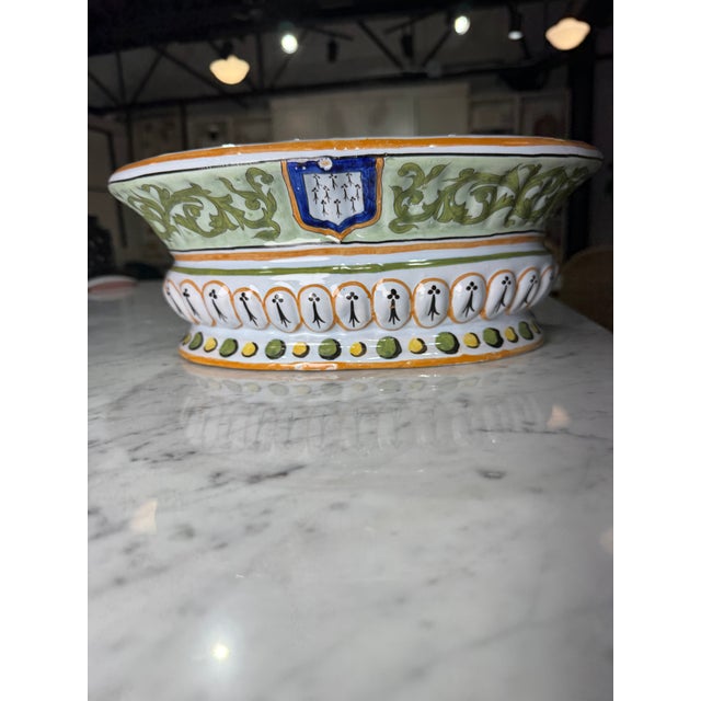 Vintage French Faience Jardinière | Hand-Painted Breton Ermine Crest For Sale In Milwaukee - Image 6 of 6
