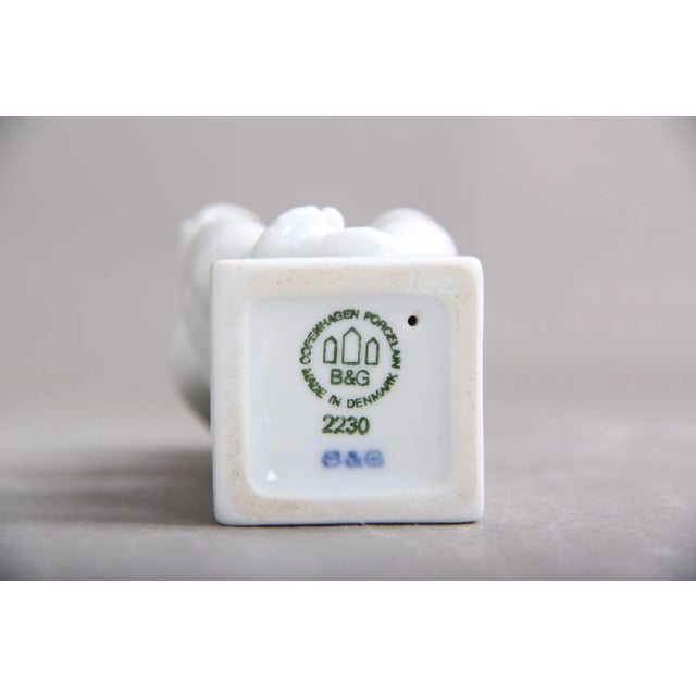 No. 2230 and 2231 Figures in Blanc de Chine by Sv. Lindhart for Bing & Grondahl, 1970-1982, Set of 2 For Sale - Image 11 of 13