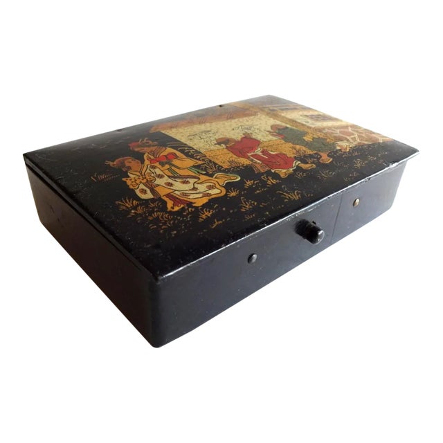 19th Century French Napoleon III Chinoiserie Papier Mache Box For Sale