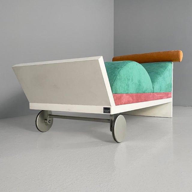 Green Italian Chaise Longue Juan by Marco Panini for Memphis, 1987 For Sale - Image 8 of 13