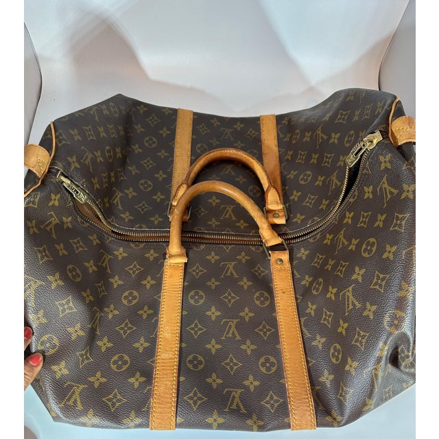 LOUIS VUITTON Brown Monogram Canvas Keepall Luggage Bag 55 For Sale - Image 9 of 18