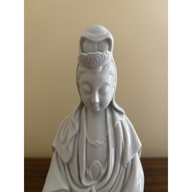 Mid 20th Century Mid 20th Century Blanc De Chine Porcelain Seated Kwan Yin Figure For Sale - Image 5 of 11