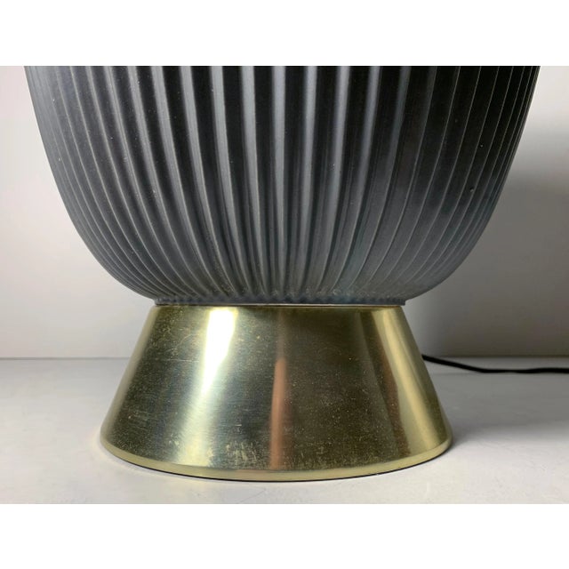 Black Vintage Gerald Thurston for Lightolier "Studio Porcelains" Dark Gray Table Lamp For Sale - Image 8 of 8