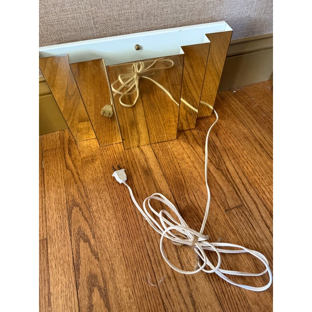 Postmodern 1970s Postmodern Brass Tiered Plug-in Wall Sconce For Sale - Image 3 of 7