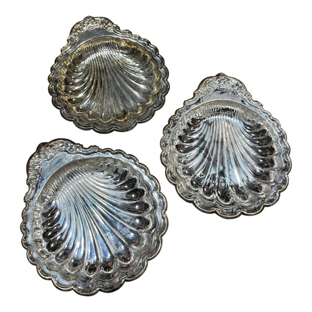 Trio of Small Silver Plated Shell Catchalls, 1970s For Sale