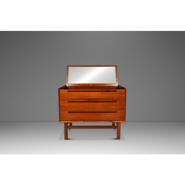 Torring Mobelfabrik Restored Danish Mid-Century Modern Vanity Dresser in Teak by Nils Jonson for Tørring Møbelfabrik, Denmark, C. 1960s For Sale - Image 4 of 18