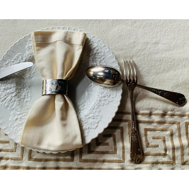 1930s Spode Savoy Cabbage Leaf Embossed White Dinner Plates — English Bone China, Set of 4 For Sale - Image 15 of 18